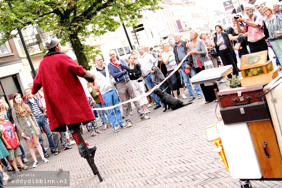 2014-07-11 Theater Gajes - De Parasols (Deventer Op Stelten) 002